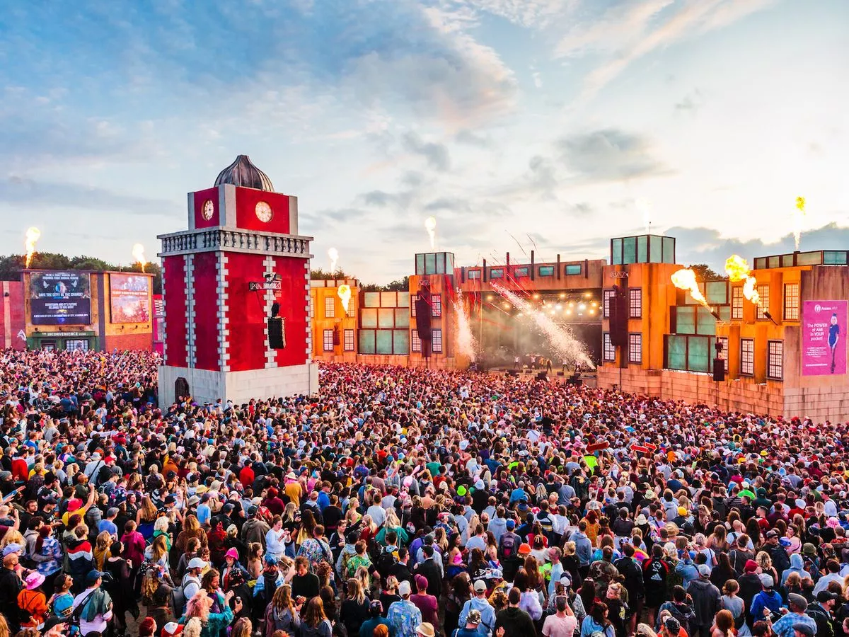 How To Go Free To Festivals – Or Even Make Money!